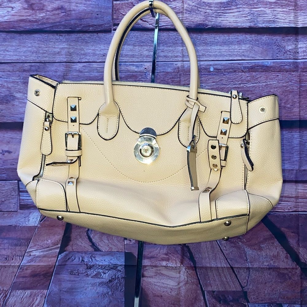 Steve Harvey celebrity edition tote